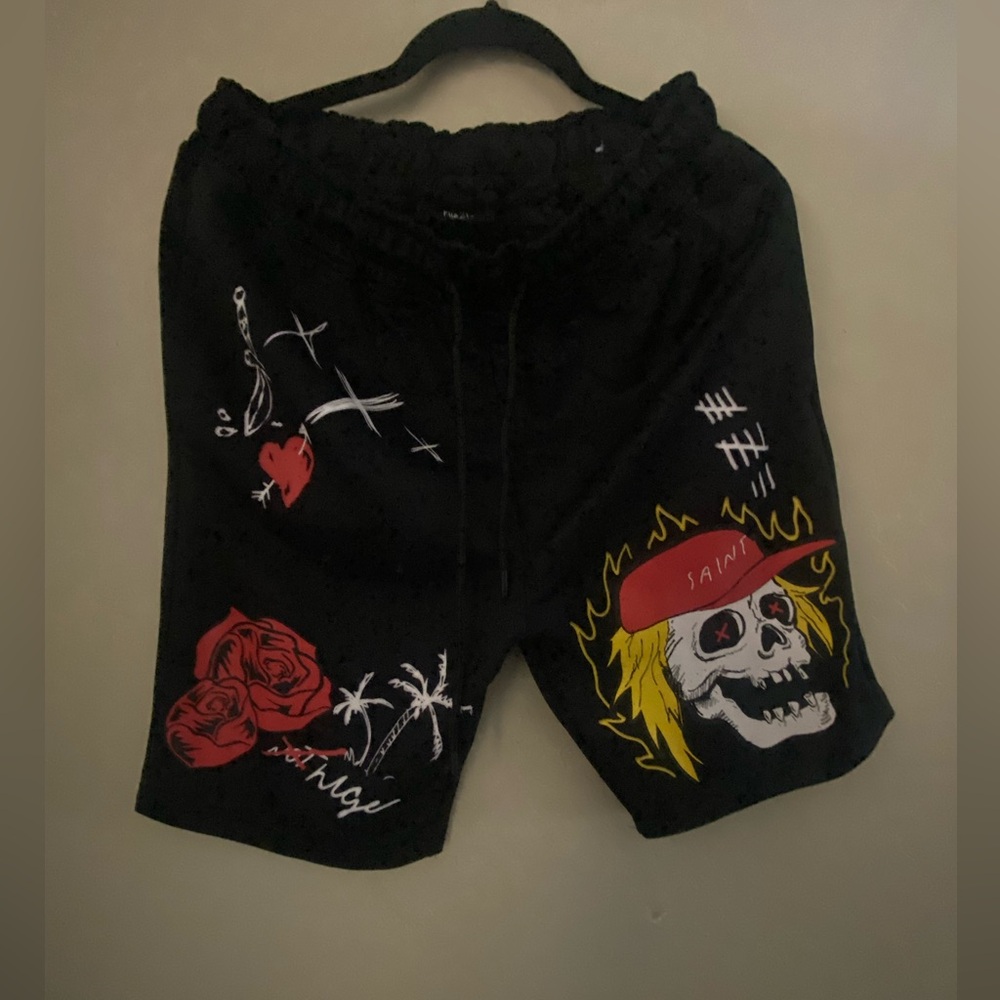 Black Graphic Rose Skelton Designed Men Shorts